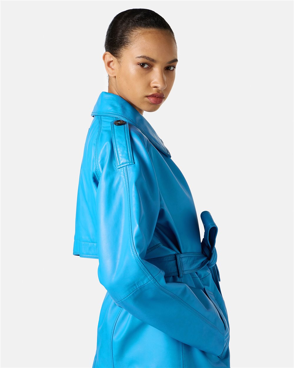 Leather Coat | Casaco Curto de Couro | Aqua Del Doq