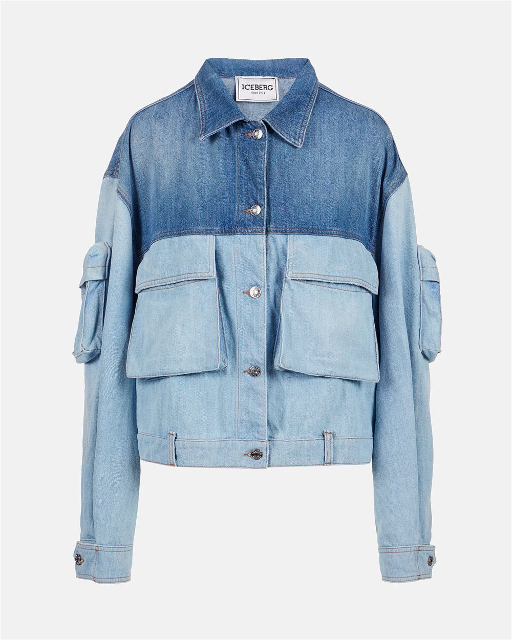 Jacket in Washed Denim