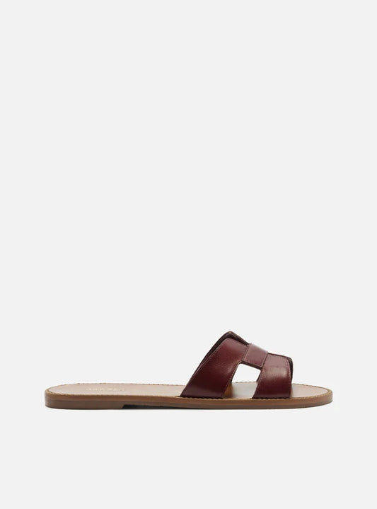 Chinelo Arezzo