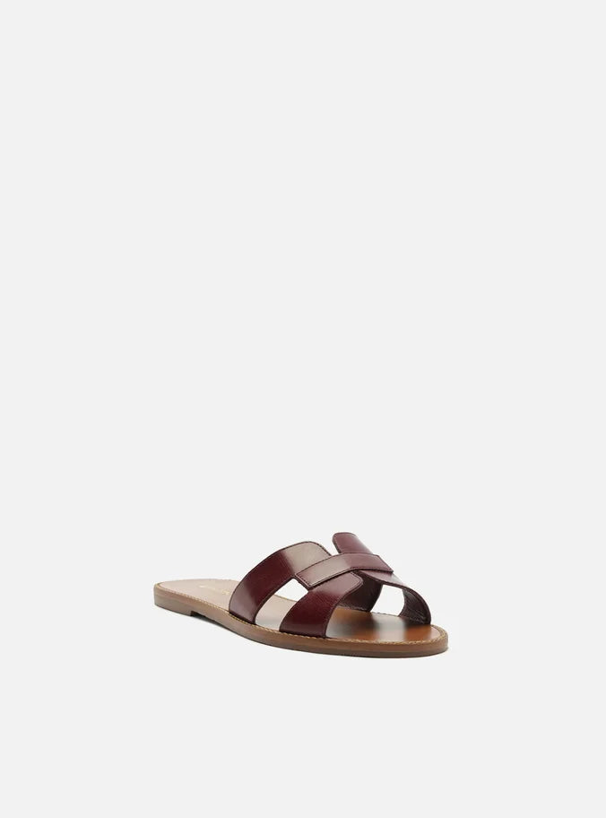 Chinelo Arezzo