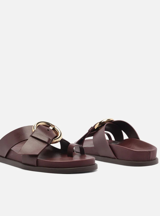 Chinelo Arezzo