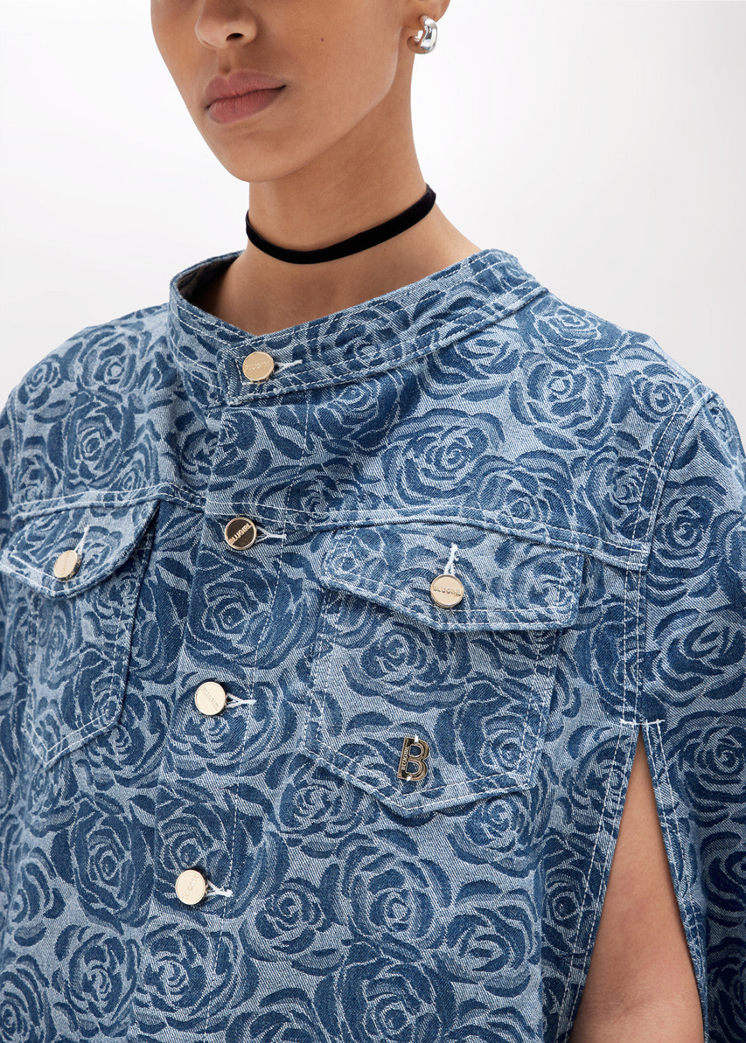 Capa Jacquard Rose Print